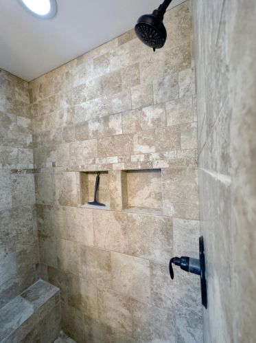 724 Joshua Ln, Lake Geneva WI  53147-4746 exterior