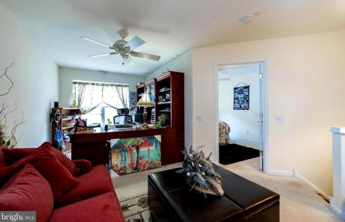 754 Twining Way, Collegeville PA  19426-4154 exterior