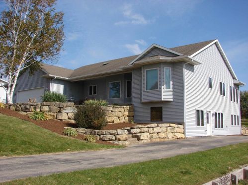 505 Bennett Rd, Dodgeville, WI 53533-1295