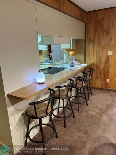 4000 137 Ave, Hollywood FL 33027-5921 exterior