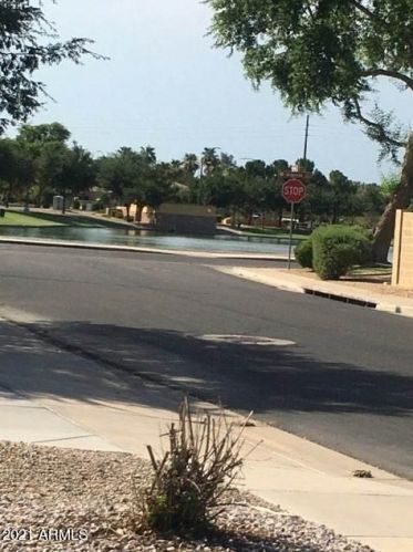 6130 Silver Dr, Chandler, AZ 85249-7134
