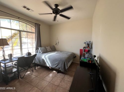 1842 Erie St, Chandler, AZ 85225-5249