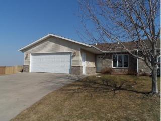 130 Willow Cir, Hammond, WI 54002-4315