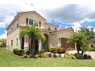 8341 Prestbury Dr, Orlando, FL 32832-6318