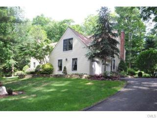 34 Hidden Brook Dr, Brookfield Center, CT 06804-1306