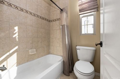 105 Mission, Irvine CA  92620-3420 exterior