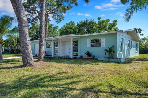 5101 41st St, Saint Petersburg, FL 33711-4715