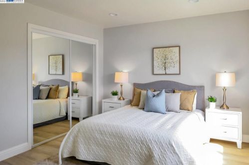 27057 Lemay Way, Hayward CA  94544-4319 exterior