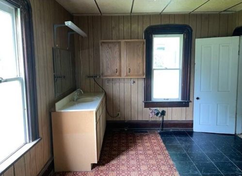 728 Garfield Ave, Bellefontaine OH  43311-1236 exterior