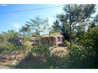 2386 Downing St, Jewell, OR 97138-5018
