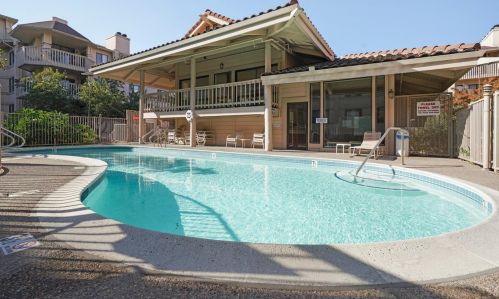 1400 Carpentier St, San Leandro CA  94577-3630 exterior
