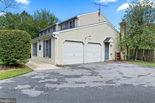 7 Clyston Cir, Norristown, PA 19403-4725