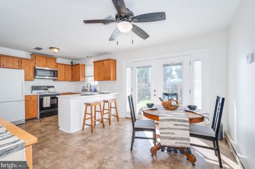 49 Bradford Ct, Charles Town WV  25414-4208 exterior