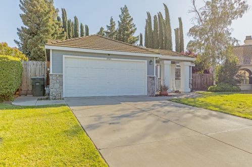 5505 Sun Dial Ct, Salida, CA 95368-9041