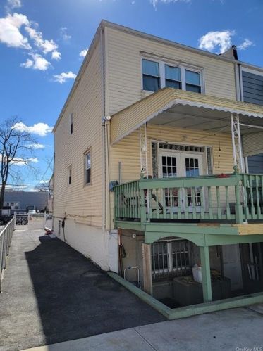 1831 Lacombe Ave, Bronx, NY 10473-3631