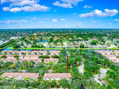 2850 Oasis Dr, Boynton Beach FL  33426-8665 exterior