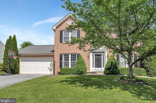 594 Sawgrass Dr, Charles Town WV  25414-5968 exterior