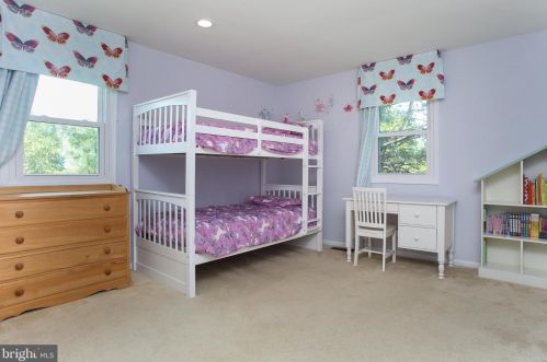 1845 Ferguson Ln, Blue Bell PA  19422-1308 exterior