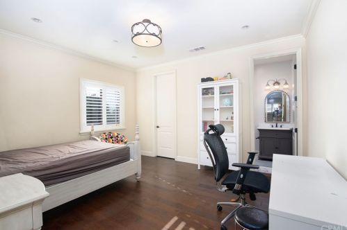 5318 Zadell Dr, Temple City CA  91780-3353 exterior