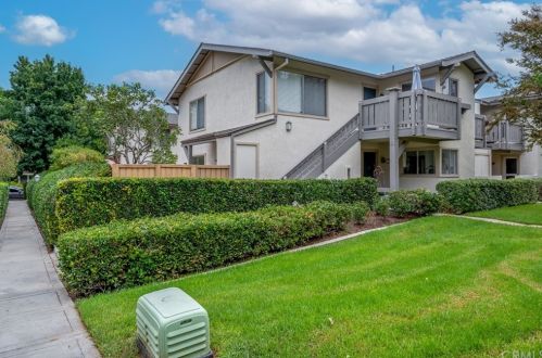 78 Clearbrook, Irvine, CA 92614-5406