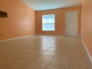 142 Curtis St, Fort Pierce, FL 34983-1629