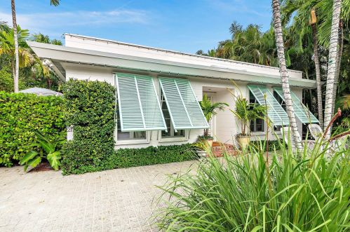 217 Oleander Ave, Palm Beach FL  33480-3806 exterior