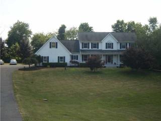 523 Harvest Ct, Montgomery, NY 12549-2122