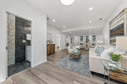 1797 Rosswood Dr, San Jose CA  95124-5224 exterior