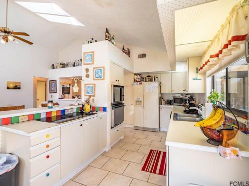 305 Mallard Ln, Daytona Beach FL 32119-8719 exterior