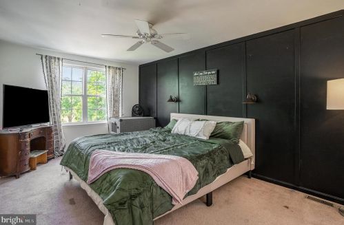 1109 Oxford Cir, Lansdale PA 19446-6653 exterior