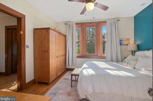 3670 Camden St, Washington DC 20020-1224 exterior