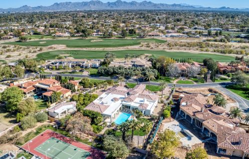 9590 55th St, Scottsdale AZ 85254-1786 exterior