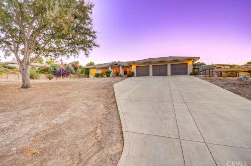 9947 Flyrod Dr, Lake Nacimiento, CA 93446-7719