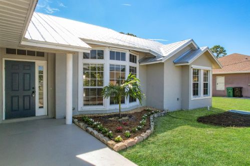 1932 Delmonico Ave, Fort Pierce, FL 34953-1352