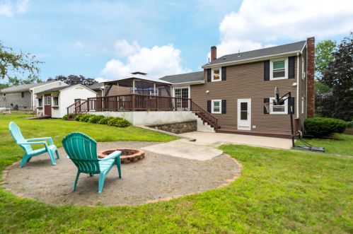 29 Dyson Dr, Salem, NH 03079-2011