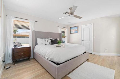 2505 20th Ave, Cape Coral FL  33904-3226 exterior