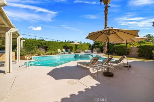 78720 Avenida La Fonda, La Quinta CA  92253-2805 exterior