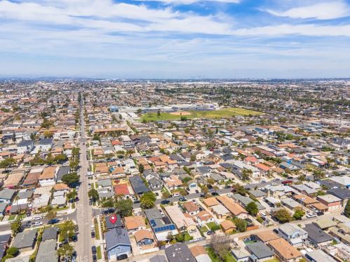 4176 160th St, Lawndale, CA 90260-2727