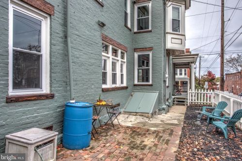 546 Orange St, Lancaster PA  17603-3669 exterior