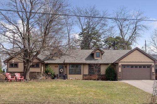 1244 Delaware Ave, Saint Paul, MN 55118-2063