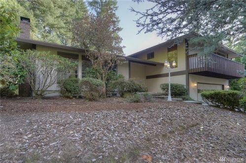 5942 95th Ave, Olympia, WA 98512-9302