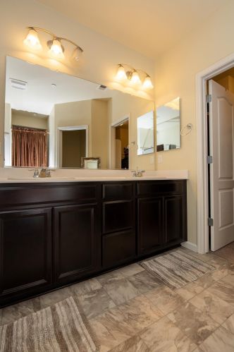 730 Sawtooth St, Manteca CA  95337-7827 exterior