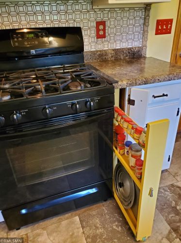 2315 4th St, Faribault MN  55021-5653 exterior