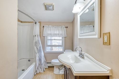 22 Rockaway Trl, Panamoka NY  11961-2262 exterior