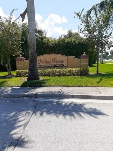 330 120th Ave, Hollywood FL  33025-5931 exterior