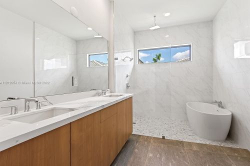 17636 45th Ave, Hollywood FL  33029 exterior