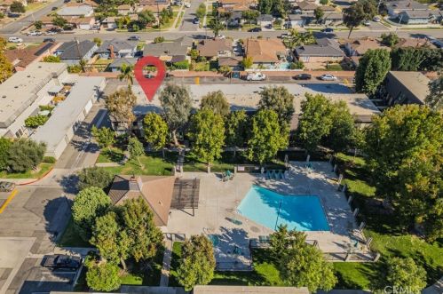 17730 Regency Cir, Bellflower CA  90706-7005 exterior