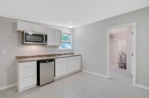 645 Stone St, Deland FL  32720-3244 exterior