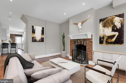 1307 Potomac Ave, Washington, DC 20003-4411