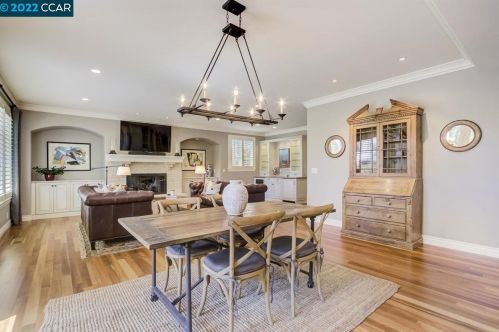 695 Blue Spruce Dr, Danville CA  94506-4525 exterior